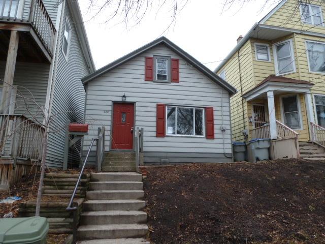 920 E Hamilton St, Milwaukee, WI 53202