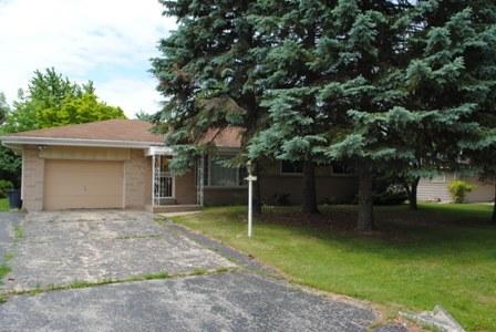 5585 W Donna Dr., Brown Deer, WI 53223