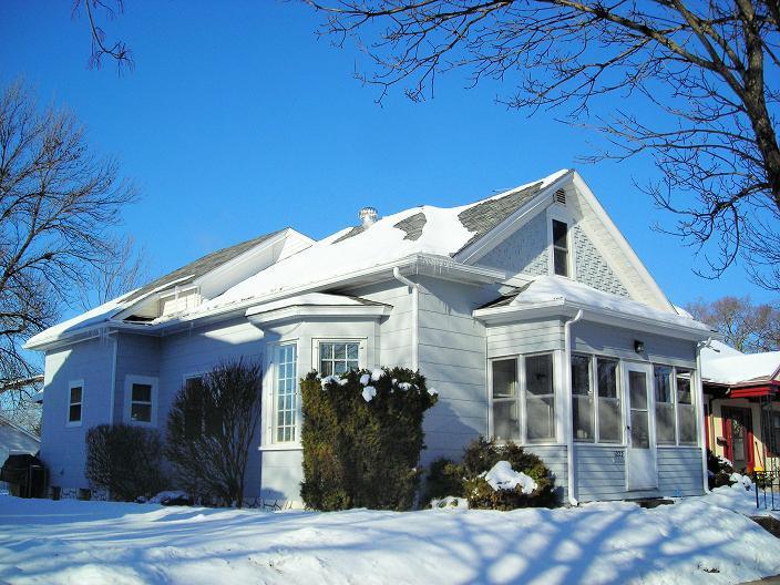 1222 14th St, La Crosse, WI 54601