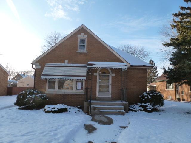 3555 S 15th St, Milwaukee, WI 53221