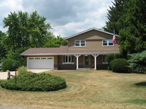 6520 S Loomis Rd, Norway, WI 53185
