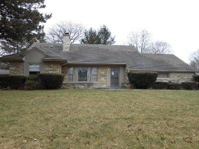 12001 W Underwood Pkwy., Wauwatosa, WI 53226