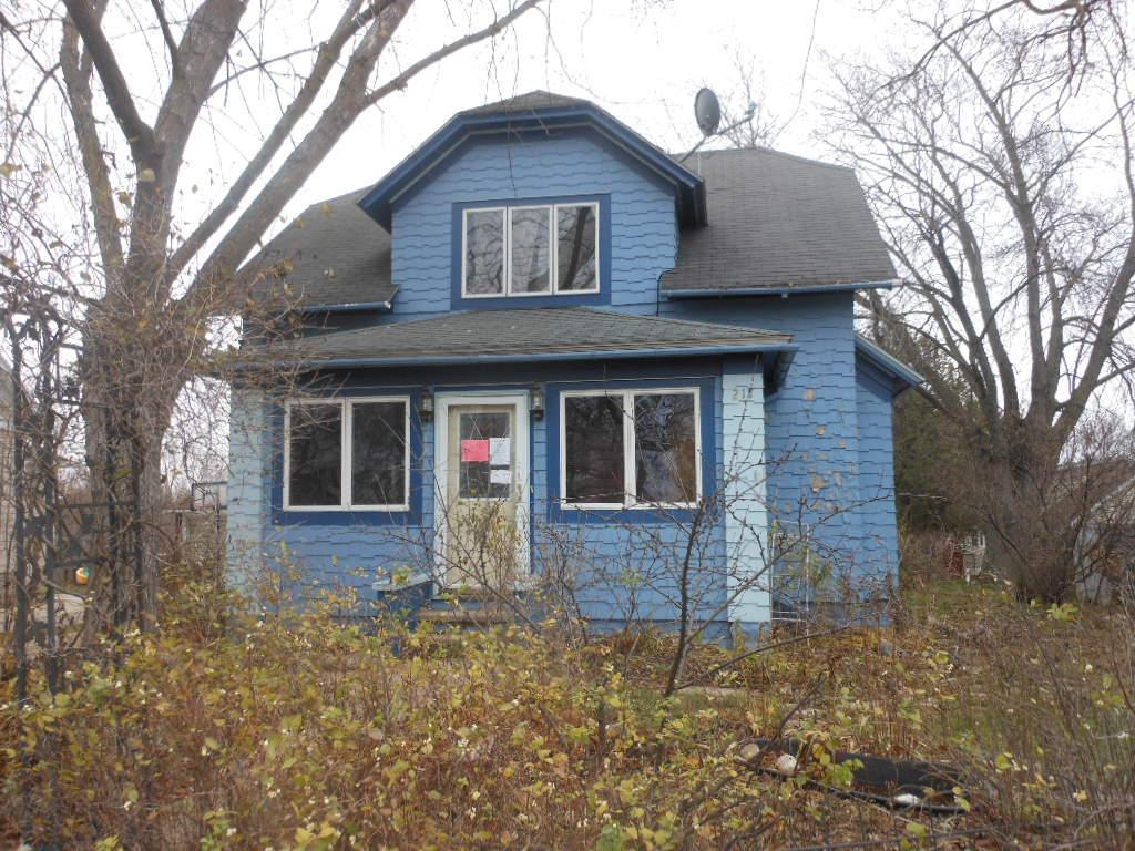217 S Menomonee St, Theresa, WI 53091