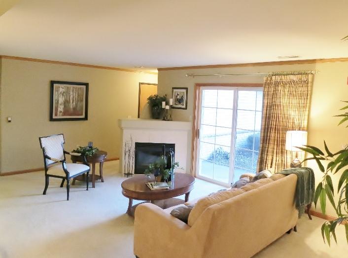 1011 Guthrie Dr #7, Waukesha, WI 53186