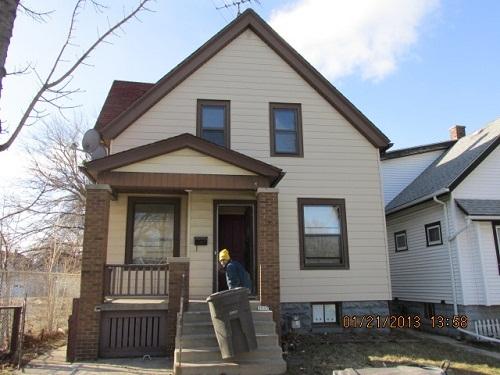 2555 S 33rd St., Milwaukee, WI 53215
