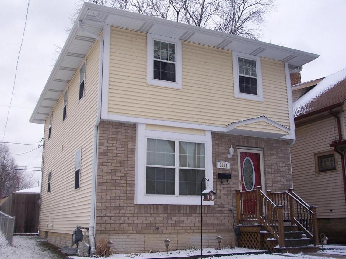 3661 E Martin Ave, Cudahy, WI 53110