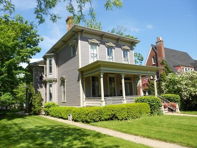 1628 College Ave, Racine, WI 53403