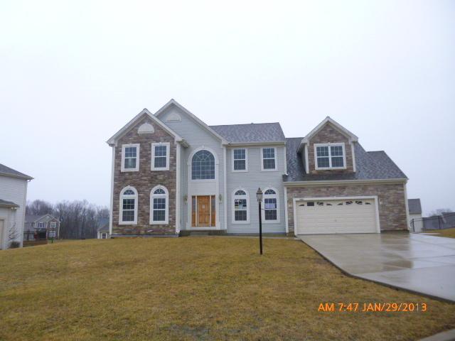 5292 W Preserve Ct., Franklin, WI 53132