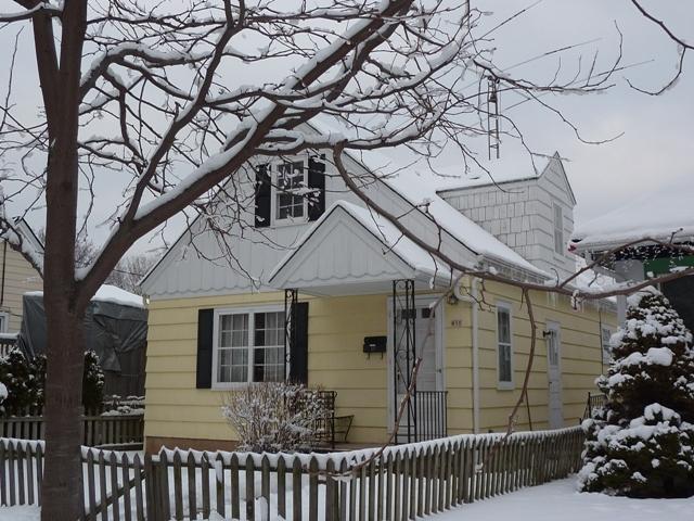 608 S 61st St #610, Milwaukee, WI 53214