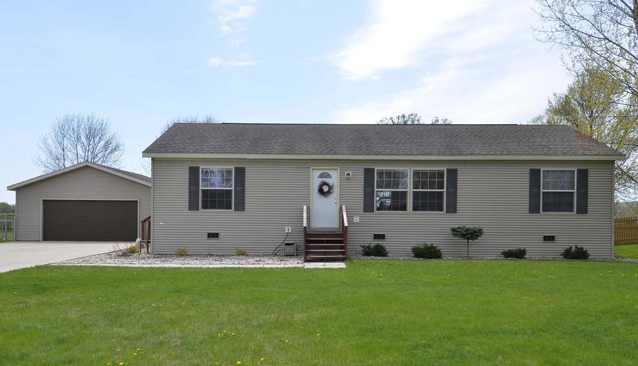 W8249 Woodview Dr, Onalaska, WI 54650