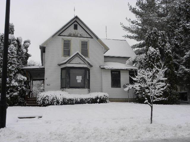 611 E Racine St, Jefferson, WI 53549