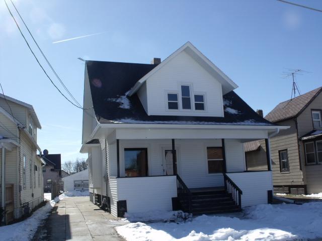1013 42nd St., Kenosha, WI 53140