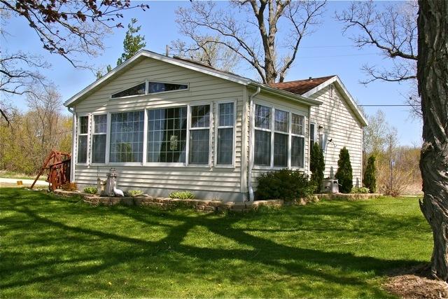 9777 W Breezy Point, Fox Lake, WI 53933