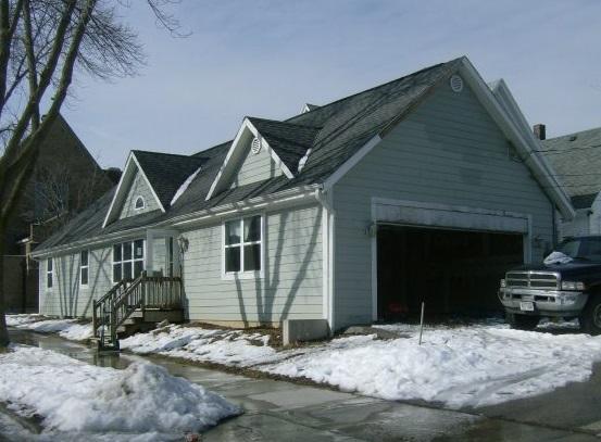 2176 S 28th St, Milwaukee, WI 53215