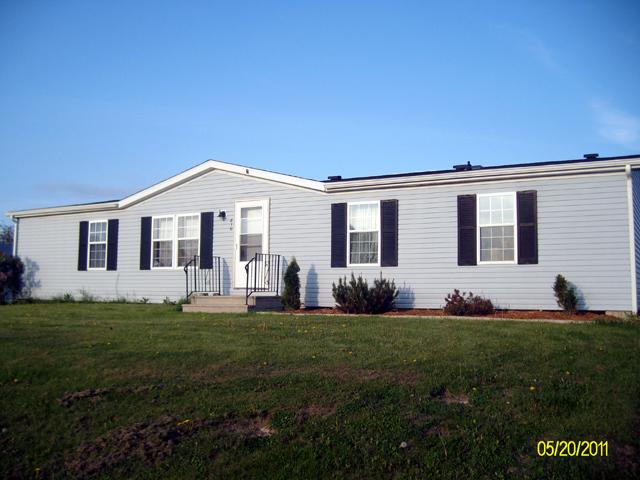 810 Collins St, Clyman, WI 53016