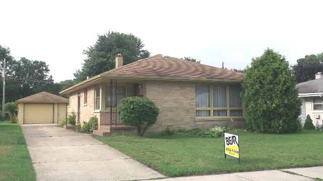 807 79th St, Kenosha, WI 53143