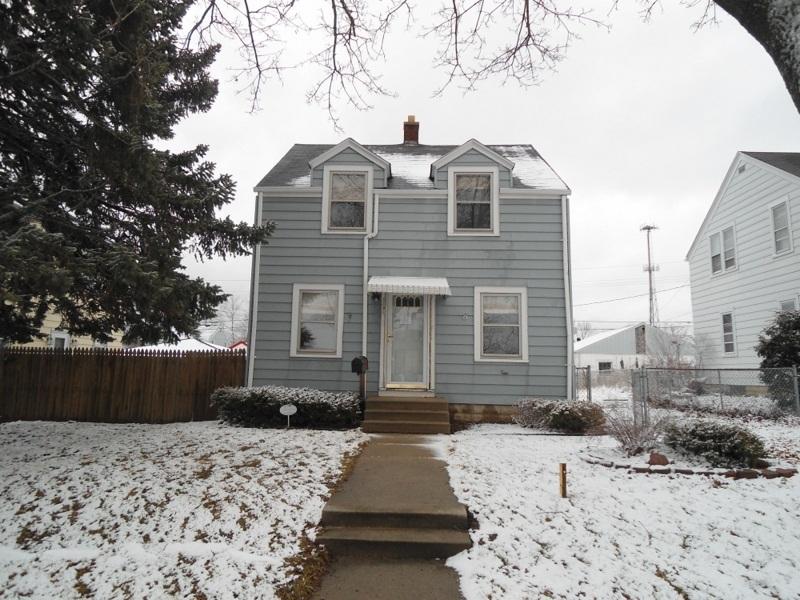 3256 S 22nd St, Milwaukee, WI 53215