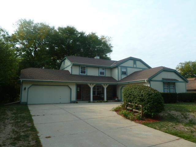 1815 Stardust Dr, Waukesha, WI 53186