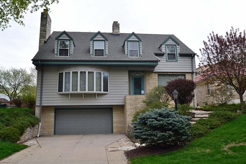 2666 N Menomonee River, Wauwatosa, WI 53226