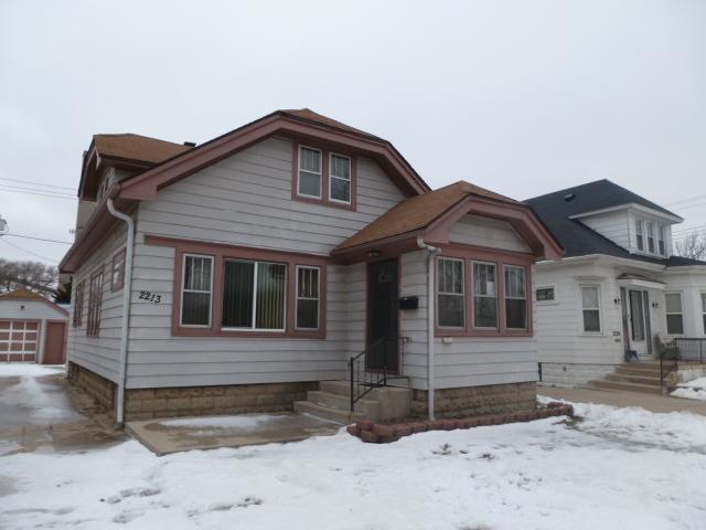 2213 S 37th St, Milwaukee, WI 53215