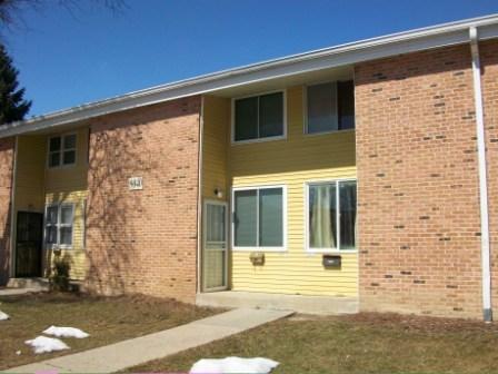 9040 N 95th St #E, Milwaukee, WI 53224