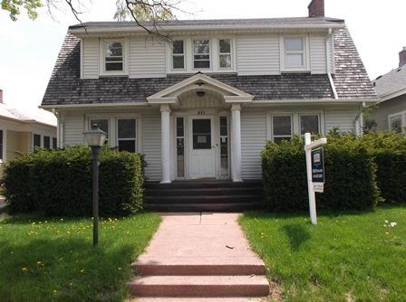 821 Blaine Ave, Racine, WI 53405