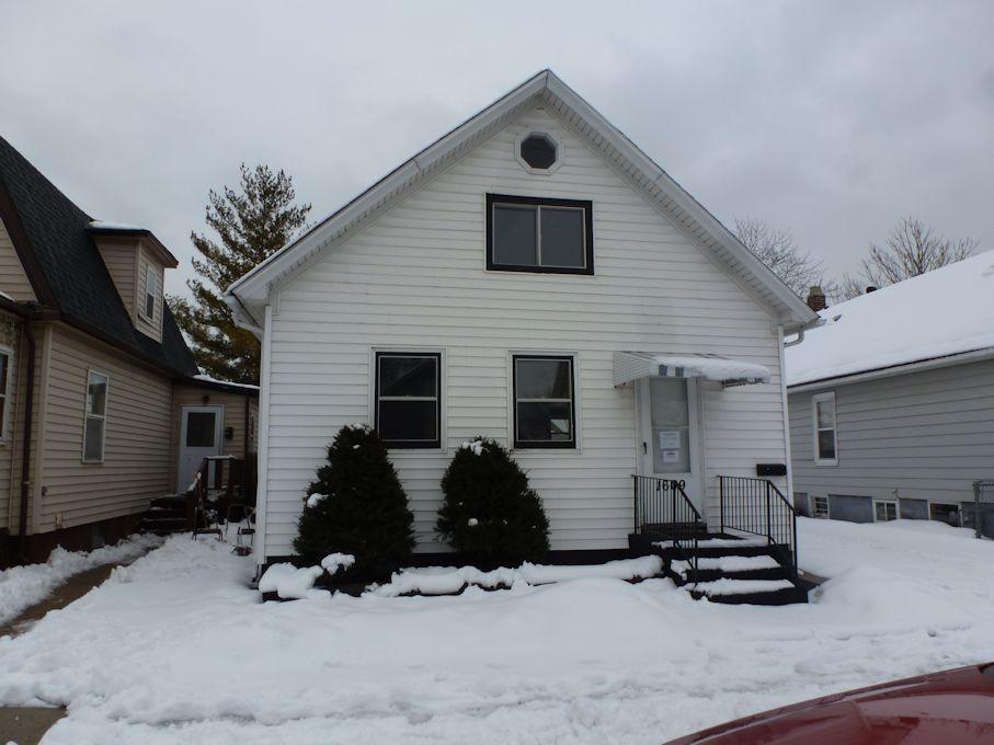 1609 Packard Ave, Racine, WI 53403