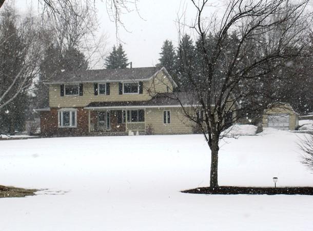 1394 Western Ave, Jackson, WI 53037