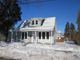 608 Mckinley Ave, Hartford, WI 53027