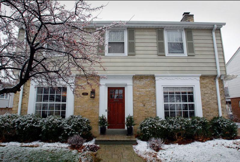 2910 N 68th St, Milwaukee, WI 53210