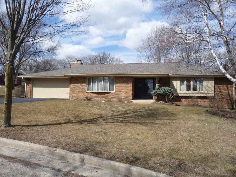 12300 W Christine Dr, Wauwatosa, WI 53226