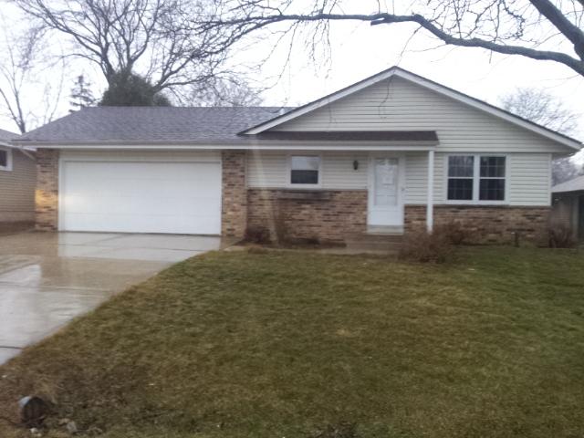 3408 Oakwood Dr, Racine, WI 53406