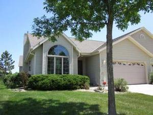 W204N16142 Jackson Dr, Jackson, WI 53037