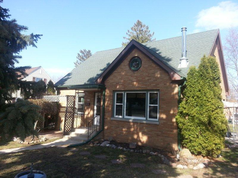 1050 7th Ave, Grafton, WI 53024