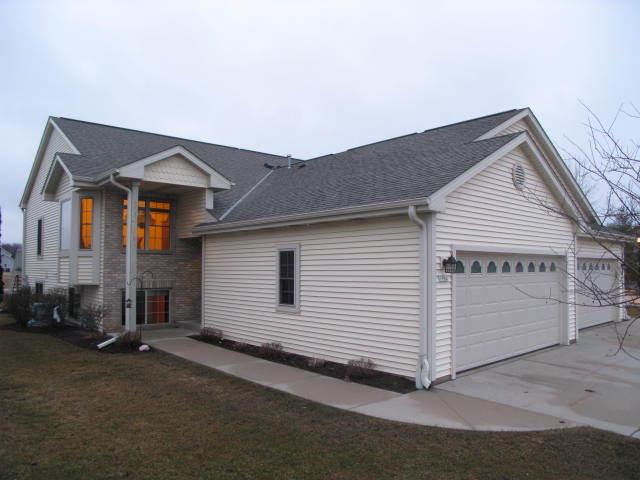 1974 Cedar St, Grafton, WI 53024