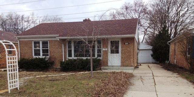 5654 N Dexter Ave, Glendale, WI 53209
