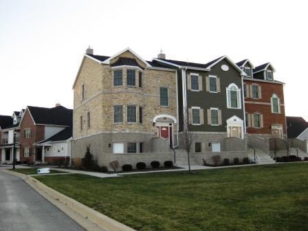 7918 Fredricksburg Ct #102, Bristol, WI 53104