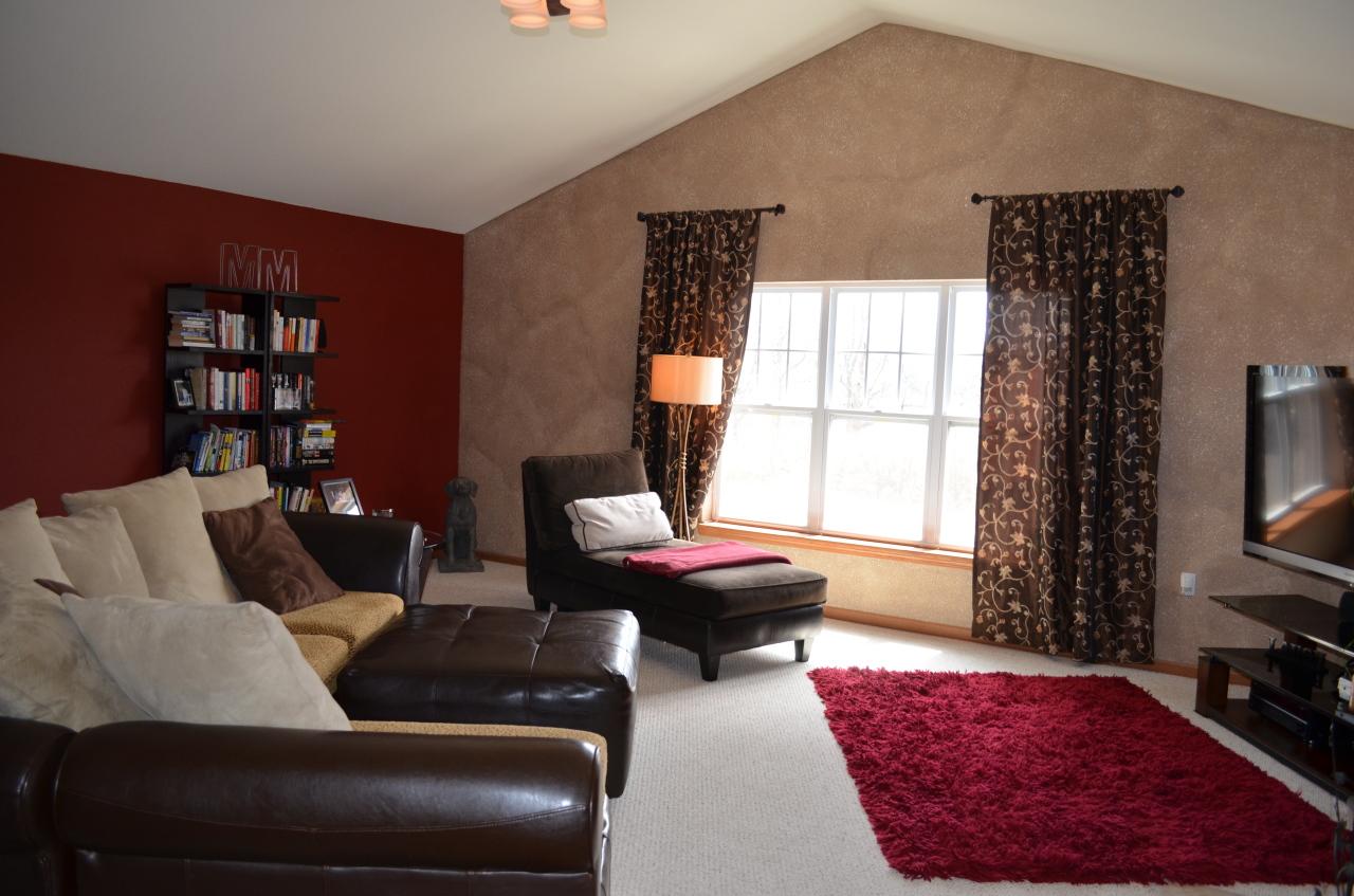 595 Grandview Ct #C, Pewaukee, WI 53072