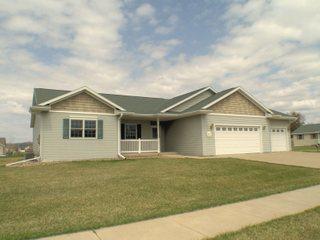 801 Case Ct, Holmen, WI 54636