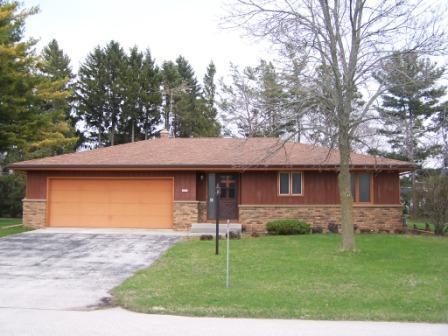 4529 S 15th St, Wilson, WI 53081
