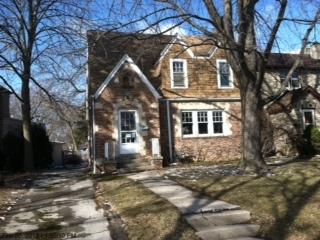 1508 E Olive St, Shorewood, WI 53211