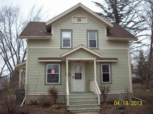 634 Mckinley Ave, Hartford, WI 53027