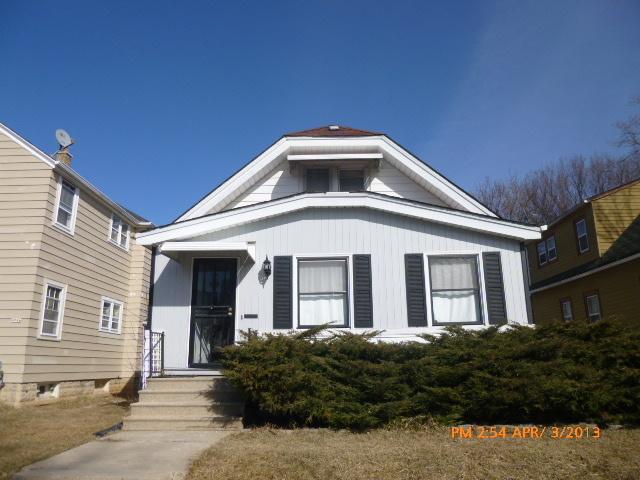 4944 N 37th St, Milwaukee, WI 53209