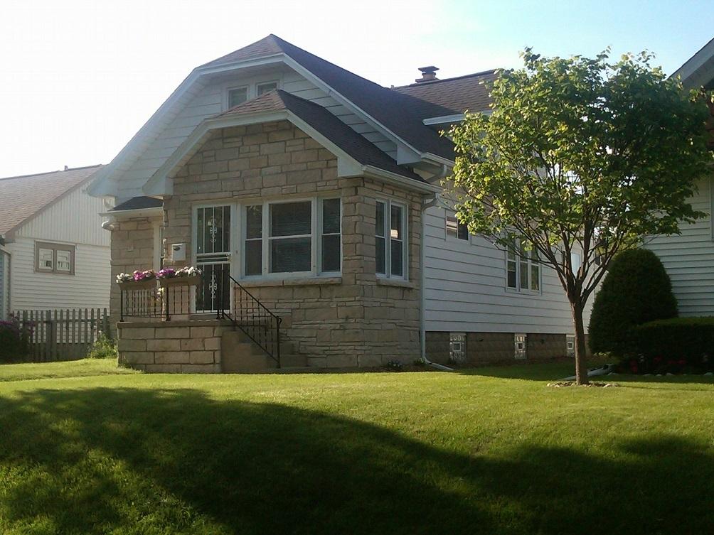 816 E Wilbur, Milwaukee, WI 53207