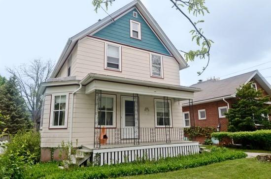 N68W5339 Columbia Rd, Cedarburg, WI 53012