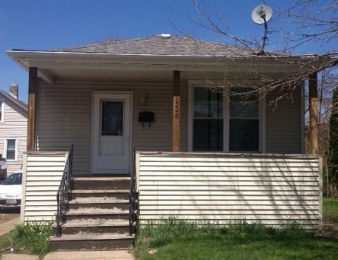 1526 61st St, Kenosha, WI 53143