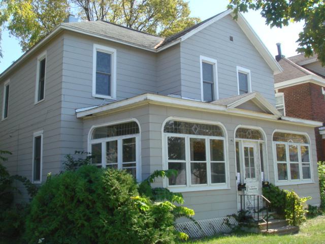 1111 S West Ave., La Crosse, WI 54601