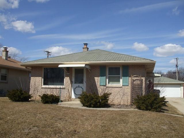 2268 W Halsey Ave., Milwaukee, WI 53221