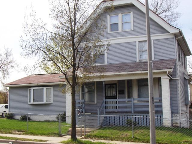 1033 W Keefe Ave., Milwaukee, WI 53206