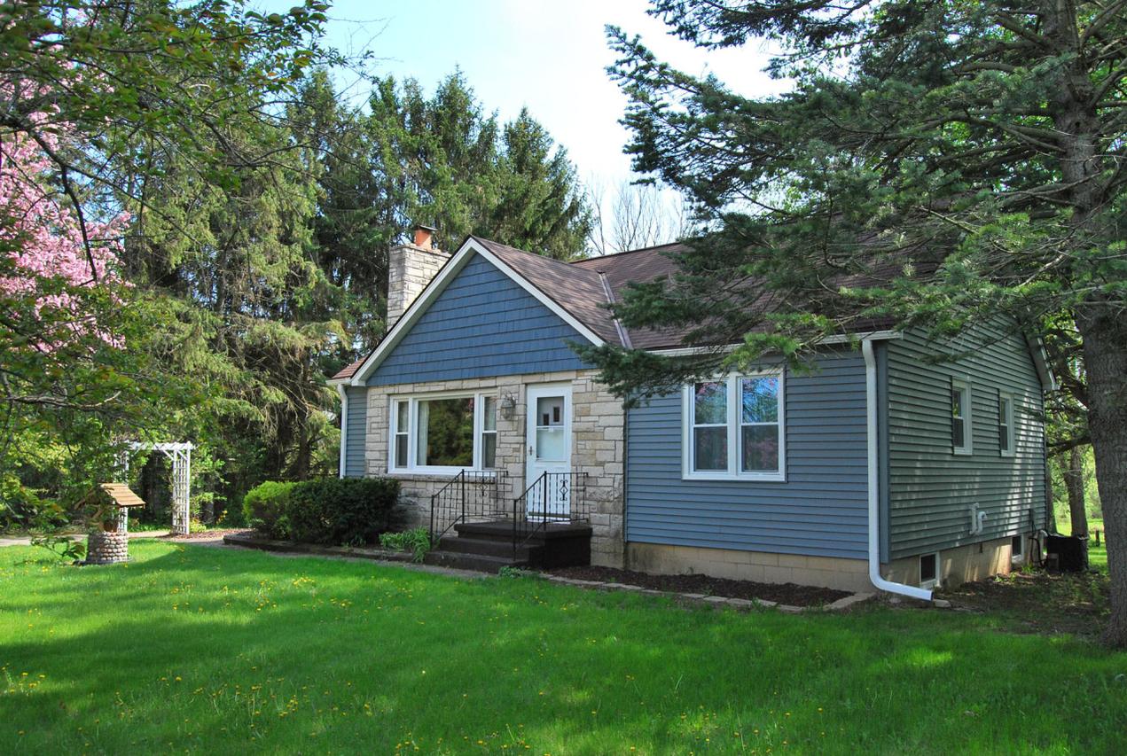 W226 S9445 Big Bend, Vernon, WI 53103